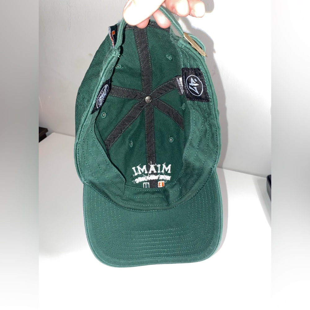 Miami Hurricanes Green Cap‎ - Picture 6 of 6